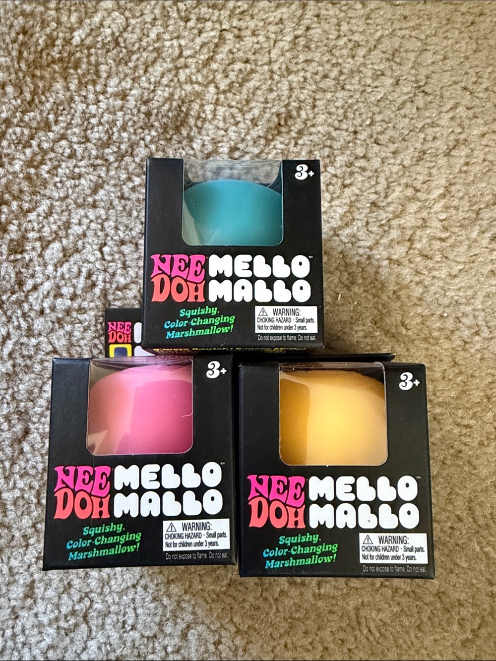 NeeDoh Mello Mallo Color-Changing Marshmallow Squishy Fidget Toy Bundle